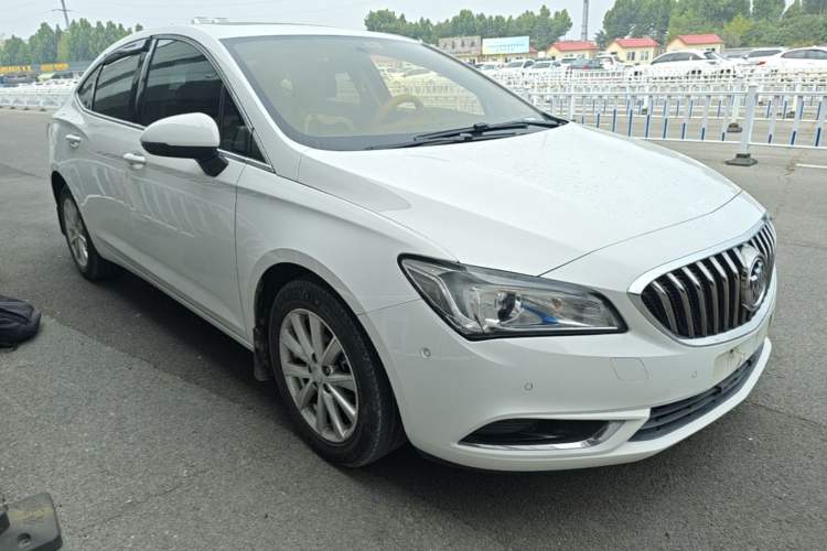Used Buick Verano 2015 Sedan 20T Dual-Clutch Elite Model Front Right 45 Deg