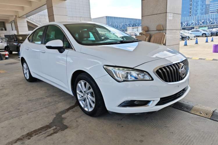 Used Buick Verano 2015 Sedan 15S Automatic Leading Model Front Right 45 Deg