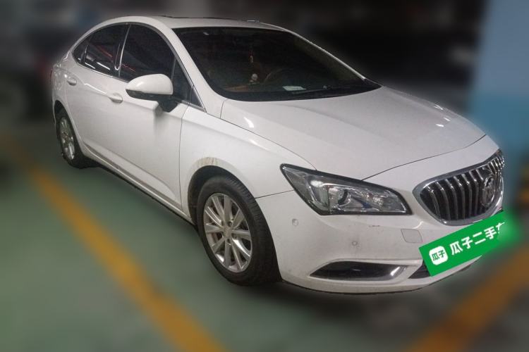 Used Buick Verano 2015 Sedan 20T Dual-Clutch Elite Model Front Right 45 Deg