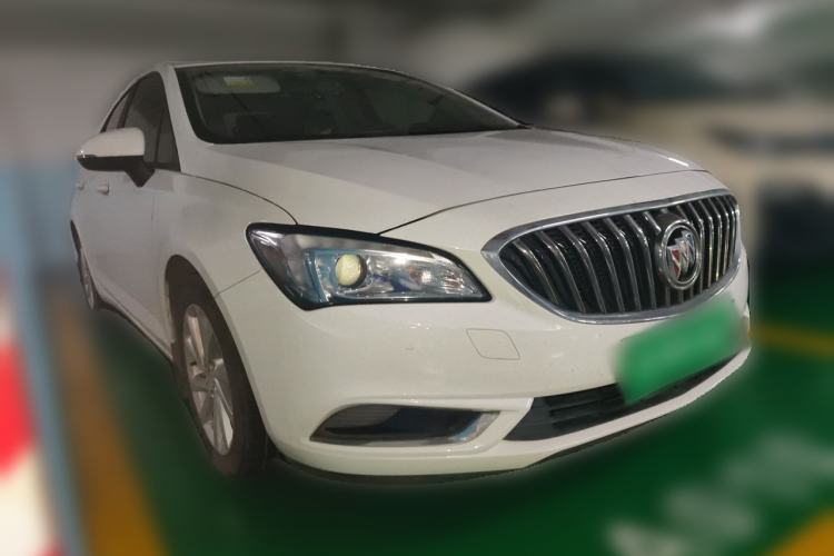 Used Buick Verano 2015 Sedan 15S Automatic Leading Model Front Right 45 Deg