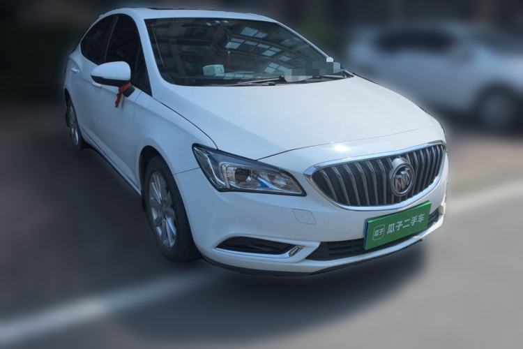 Used Buick Verano 2015 Sedan 20T Dual-Clutch Leading Model Front Right 45 Deg
