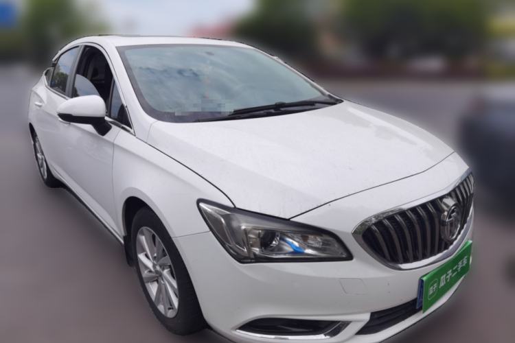 Used Buick Verano 2015 Sedan 15S Automatic Leading Model Front Right 45 Deg