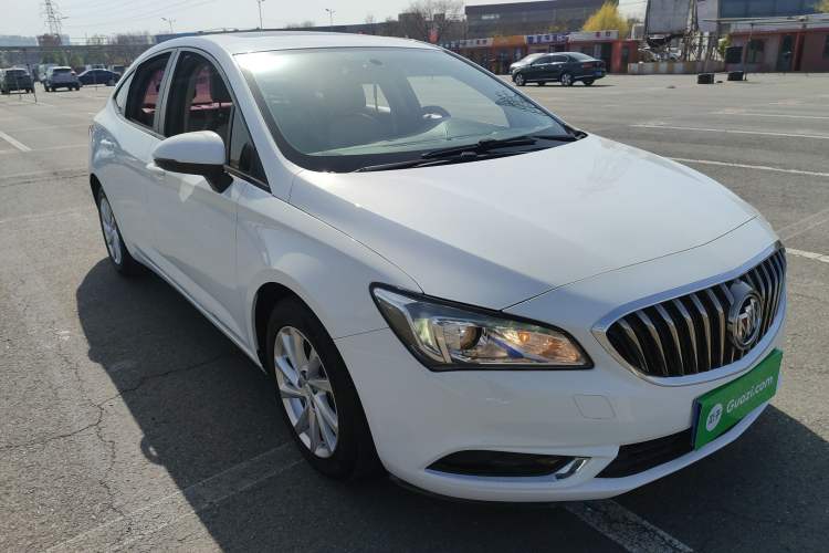 Used Buick Verano 2015 Sedan 15S Automatic Leading Model Front Right 45 Deg