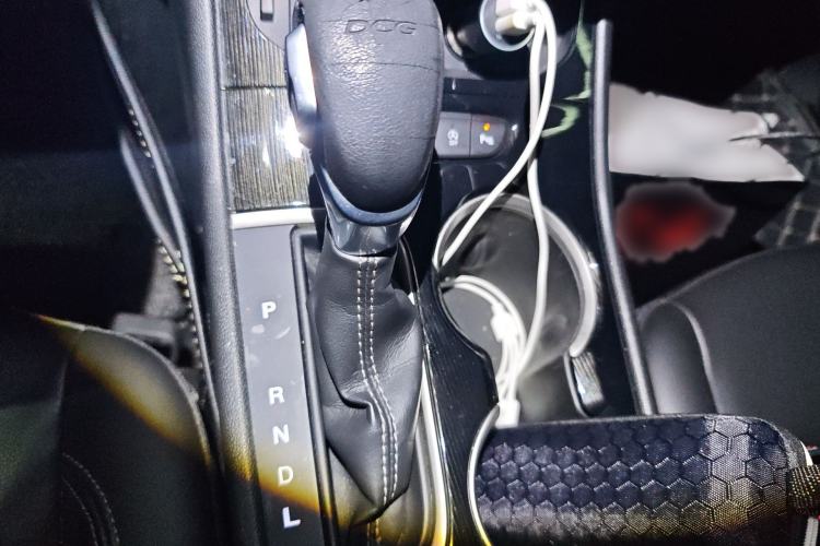 Used Buick Verano 2015 Sedan 20T Dual-Clutch Leading Model Gear Lever