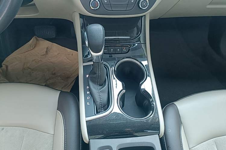Used Buick Verano 2015 Sedan 15S Automatic Leading Model Gear Lever