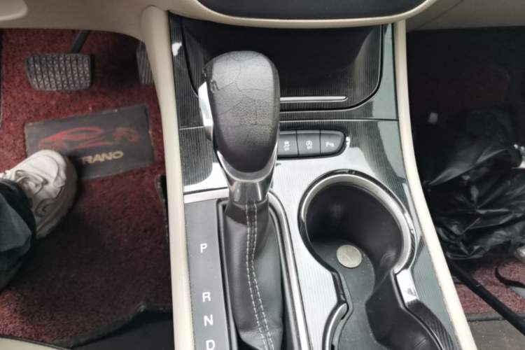 Used Buick Verano 2015 Sedan 15S Automatic Leading Model Gear Lever
