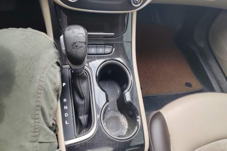 Used Buick Verano 2015 Sedan 15S Automatic Leading Model Gear Lever