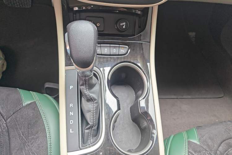 Used Buick Verano 2015 Sedan 15S Automatic Ambition Model Gear Lever
