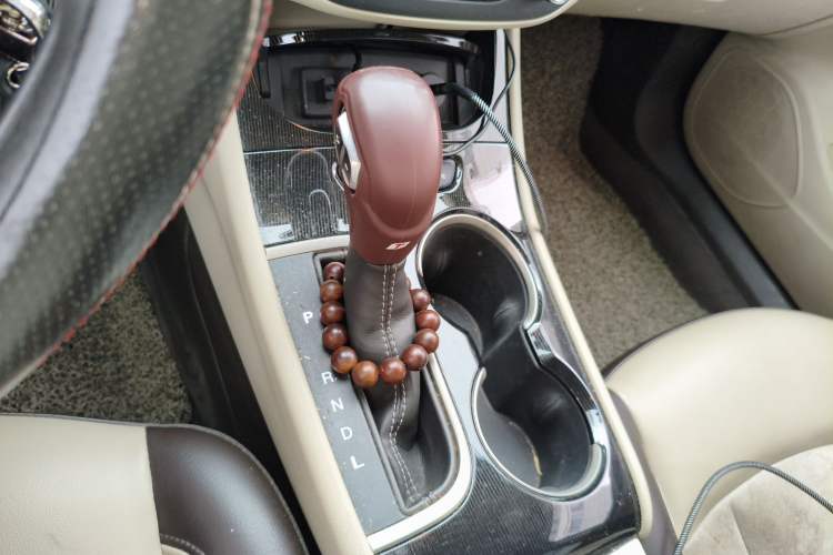 Used Buick Verano 2015 Sedan 15S Automatic Leading Model Gear Lever