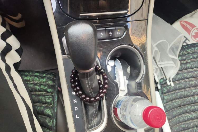 Used Buick Verano 2015 Sedan 15S Automatic Leading Model Gear Lever