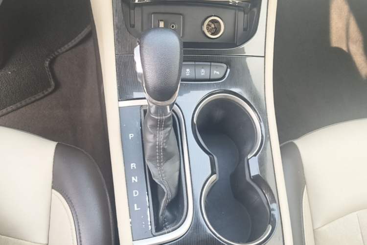 Used Buick Verano 2015 Sedan 15S Automatic Leading Model Gear Lever