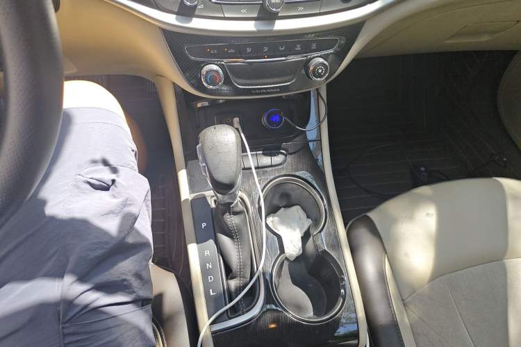 Used Buick Verano 2015 Sedan 15S Automatic Leading Model Gear Lever