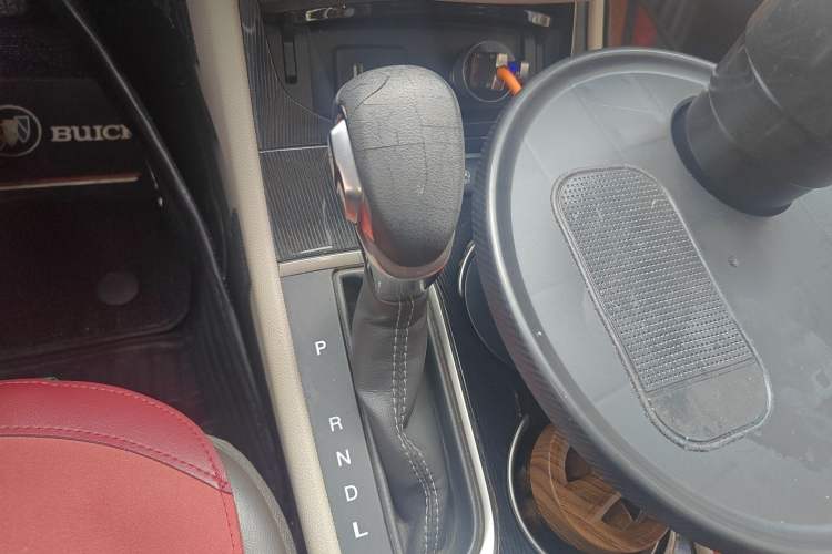 Used Buick Verano 2015 Sedan 15S Automatic Leading Model Gear Lever