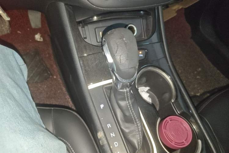 Used Buick Verano 2015 Sedan 20T Dual-Clutch Leading Model Gear Lever