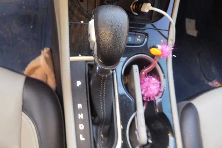 Used Buick Verano 2015 Sedan 15S Automatic Leading Model Gear Lever
