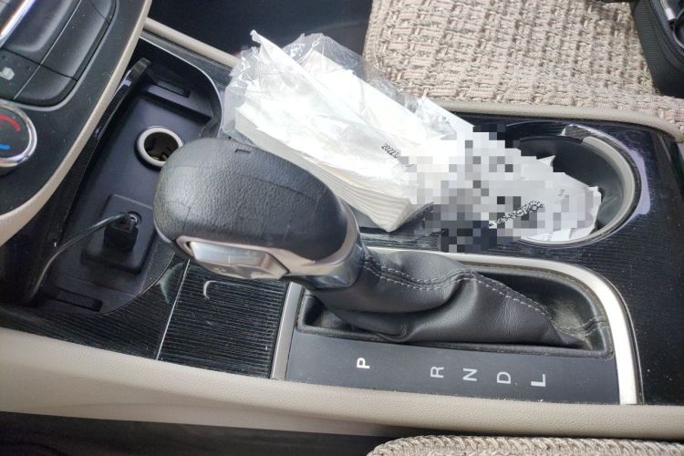 Used Buick Verano 2015 Sedan 15S Automatic Leading Model Gear Lever