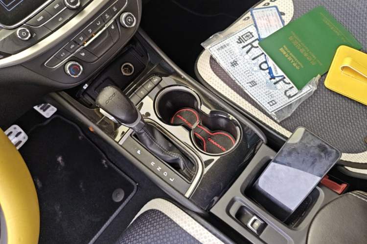 Used Buick Verano 2015 Sedan 20T Dual-Clutch Elite Model Gear Lever