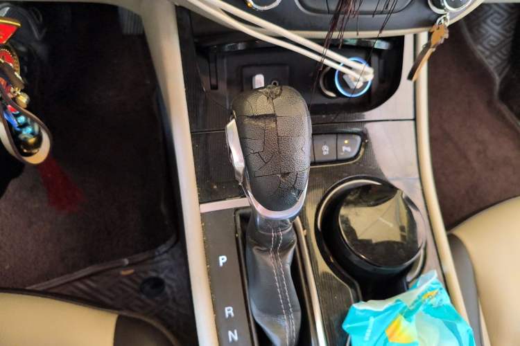 Used Buick Verano 2015 Sedan 15S Automatic Leading Model Gear Lever
