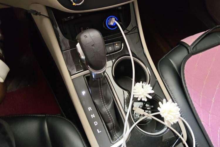 Used Buick Verano 2015 Sedan 15S Automatic Ambition Model Gear Lever