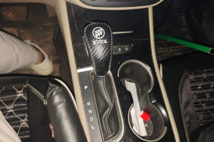 Used Buick Verano 2015 Sedan 15S Automatic Leading Model Gear Lever