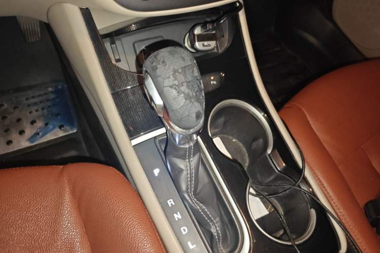 Used Buick Verano 2015 Sedan 15S Automatic Ambition Model Gear Lever