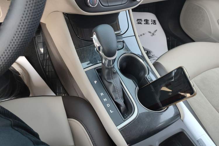 Used Buick Verano 2015 Sedan 15S Automatic Leading Model Gear Lever