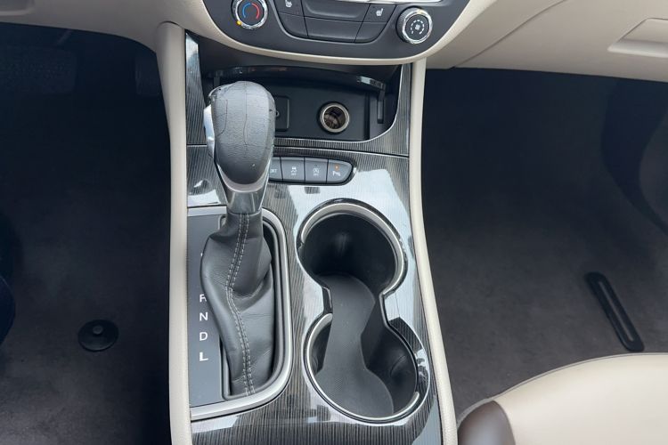Used Buick Verano 2015 Sedan 15S Automatic Leading Model Gear Lever