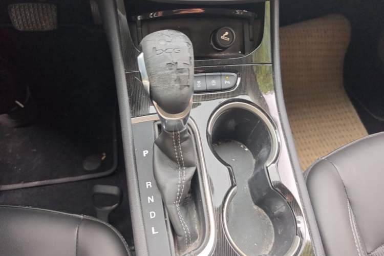 Used Buick Verano 2015 Sedan 20T Dual-Clutch Leading Model Gear Lever