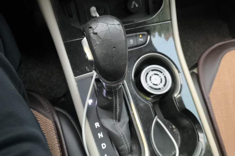 Used Buick Verano 2015 Sedan 15S Automatic Leading Model Gear Lever