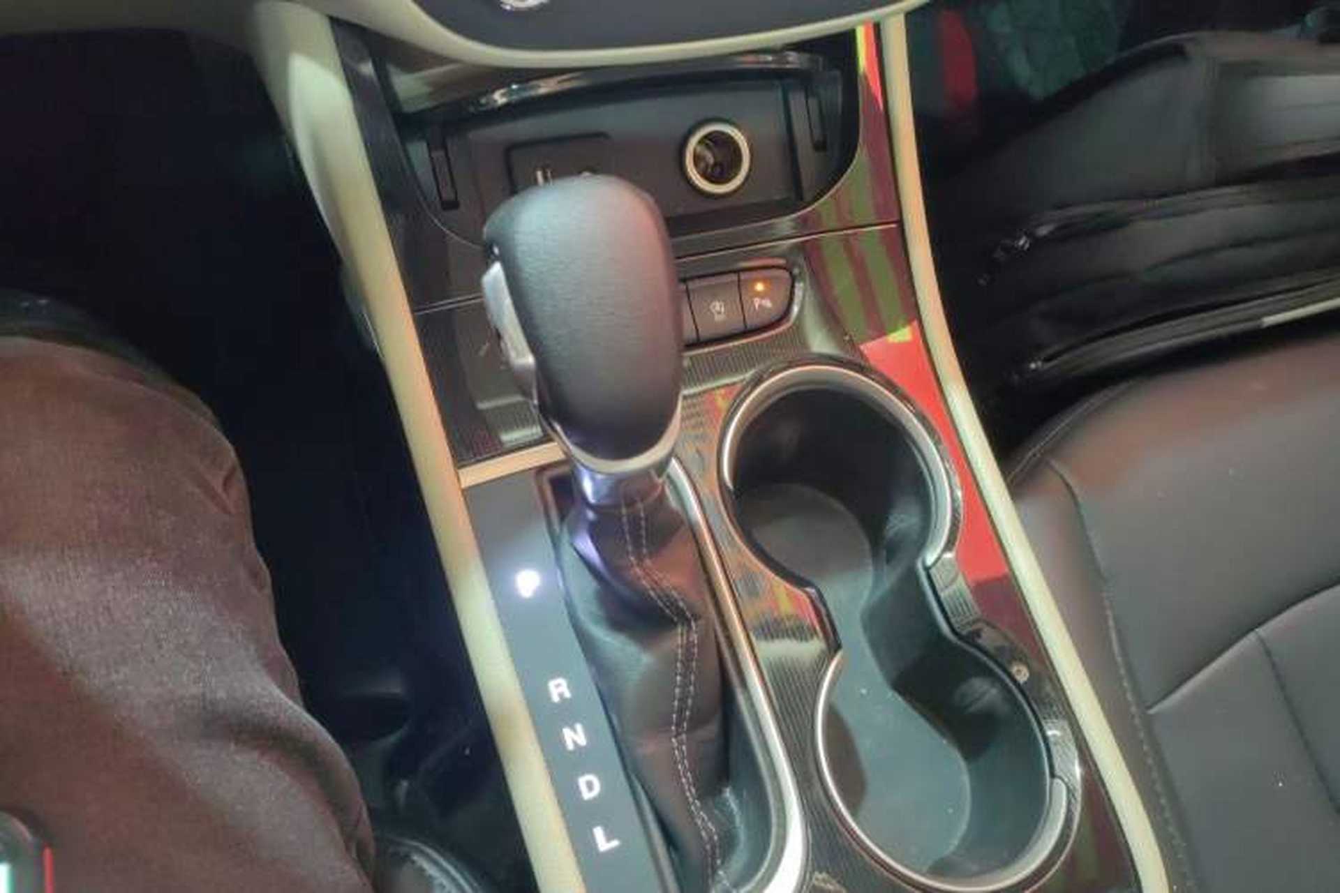 Used Buick Verano 2015 Sedan 15S Automatic Ambition Model Gear Lever