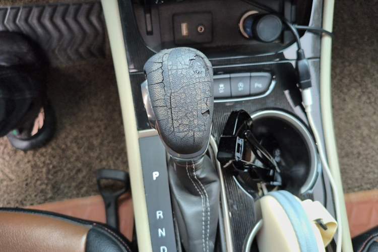 Used Buick Verano 2015 Sedan 15S Automatic Ambition Model Gear Lever