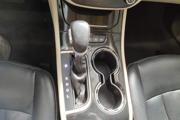 Used Buick Verano 2015 Sedan 15S Automatic Ambition Model Gear Lever