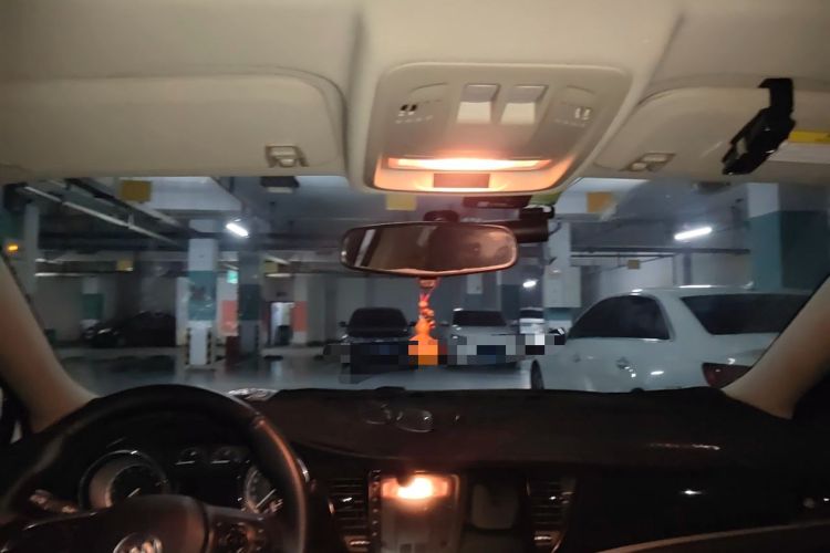 Used Buick Verano 2015 Sedan 20T Dual-Clutch Leading Model Headliner