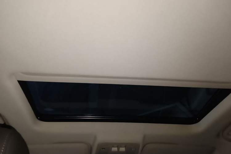 Used Buick Verano 2015 Sedan 20T Dual-Clutch Leading Model Headliner