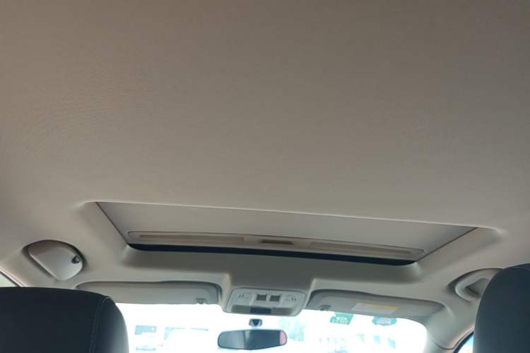 Used Buick Verano 2015 Sedan 20T Dual-Clutch Leading Model Headliner
