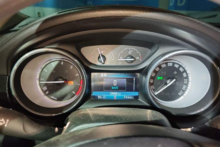 Used Buick Verano 2015 Sedan 20T Dual-Clutch Leading Model Instrument Cluster