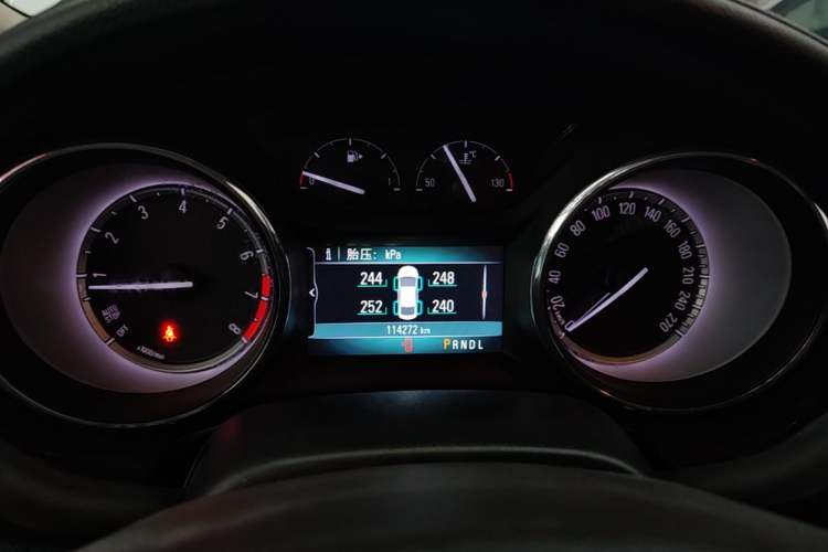 Used Buick Verano 2015 Sedan 20T Dual-Clutch Leading Model Instrument Cluster