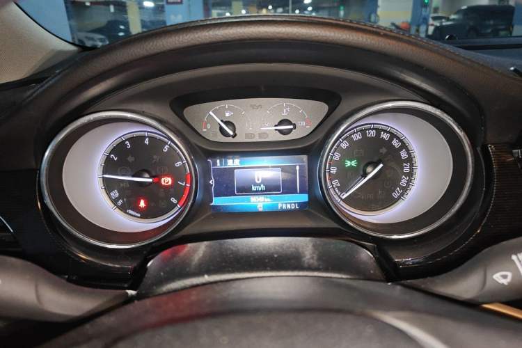 Used Buick Verano 2015 Sedan 20T Dual-Clutch Leading Model Instrument Cluster