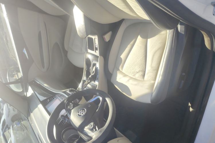 Used Buick Verano 2015 Sedan 15S Automatic Leading Model Interior 1