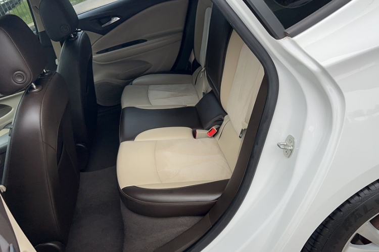 Used Buick Verano 2015 Sedan 15S Automatic Leading Model Interior 1