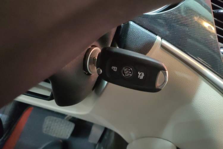 Used Buick Verano 2015 Sedan 15S Automatic Ambition Model Interior 1