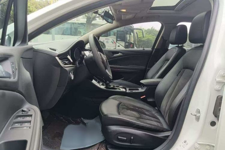 Used Buick Verano 2015 Sedan 20T Dual-Clutch Elite Model Interior 2