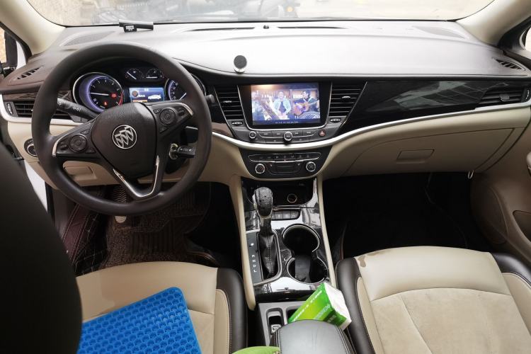 Used Buick Verano 2015 Sedan 15S Automatic Leading Model Interior 2