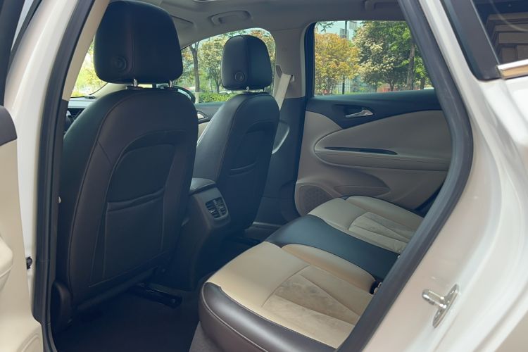 Used Buick Verano 2015 Sedan 15S Automatic Leading Model Interior 2