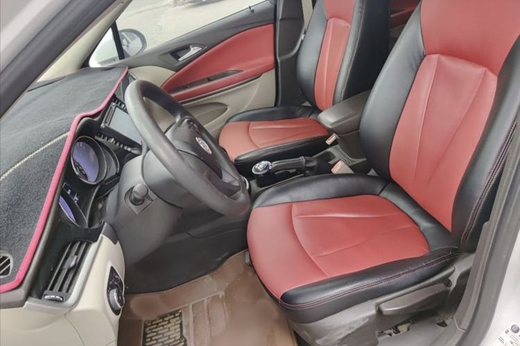 Used Buick Verano 2015 Sedan 15S Manual Entry-Level Model Interior 3