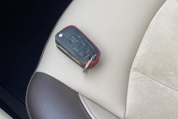 Used Buick Verano 2015 Sedan 15S Automatic Leading Model Interior 4