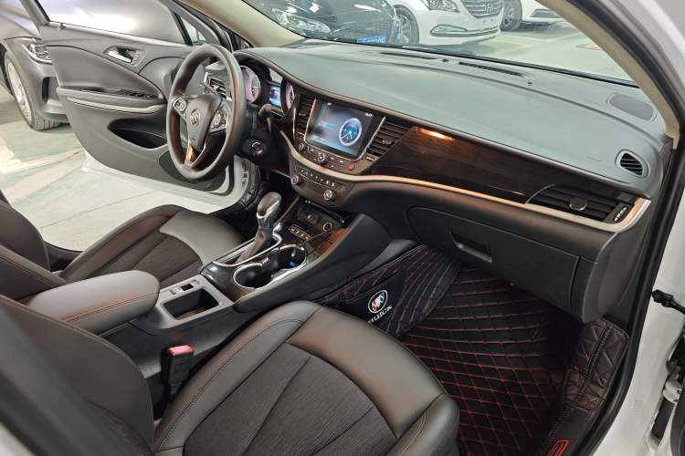 Used Buick Verano 2015 Sedan 20T Dual-Clutch Leading Model Interior 4
