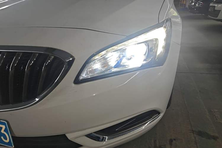 Used Buick Verano 2015 Sedan 15S Automatic Leading Model Left Front Headlight
