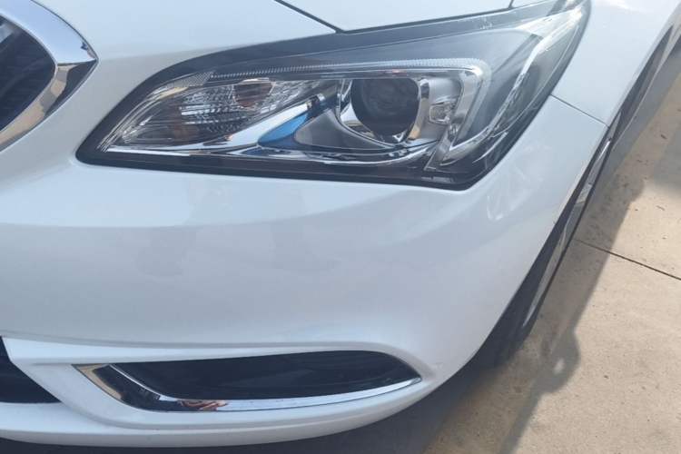 Used Buick Verano 2015 Sedan 15S Automatic Leading Model Left Front Headlight