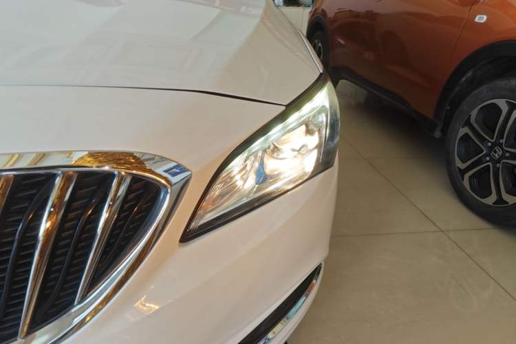 Used Buick Verano 2015 Sedan 15S Automatic Leading Model Left Front Headlight